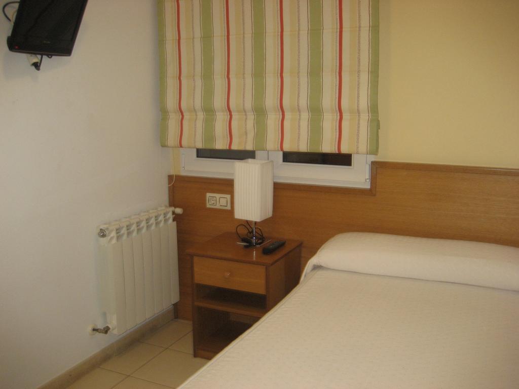Pension Residencia Caola Arteixo Ruang foto